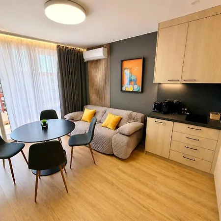 Modern 2 Bedroom With Big Terrace דירה *