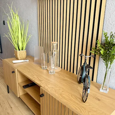 דירה Modern 2 Bedroom With Big Terrace